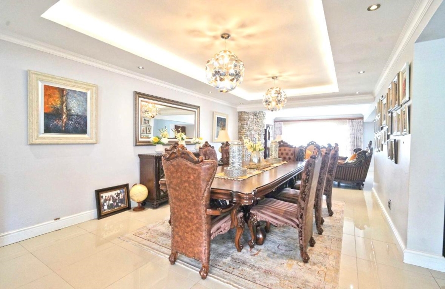 5 Bedroom Property for Sale in Gonubie Eastern Cape